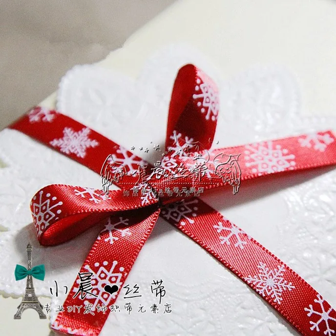 Атласная лента в горошек 9 мм красная зеленая белая рождественском стиле с