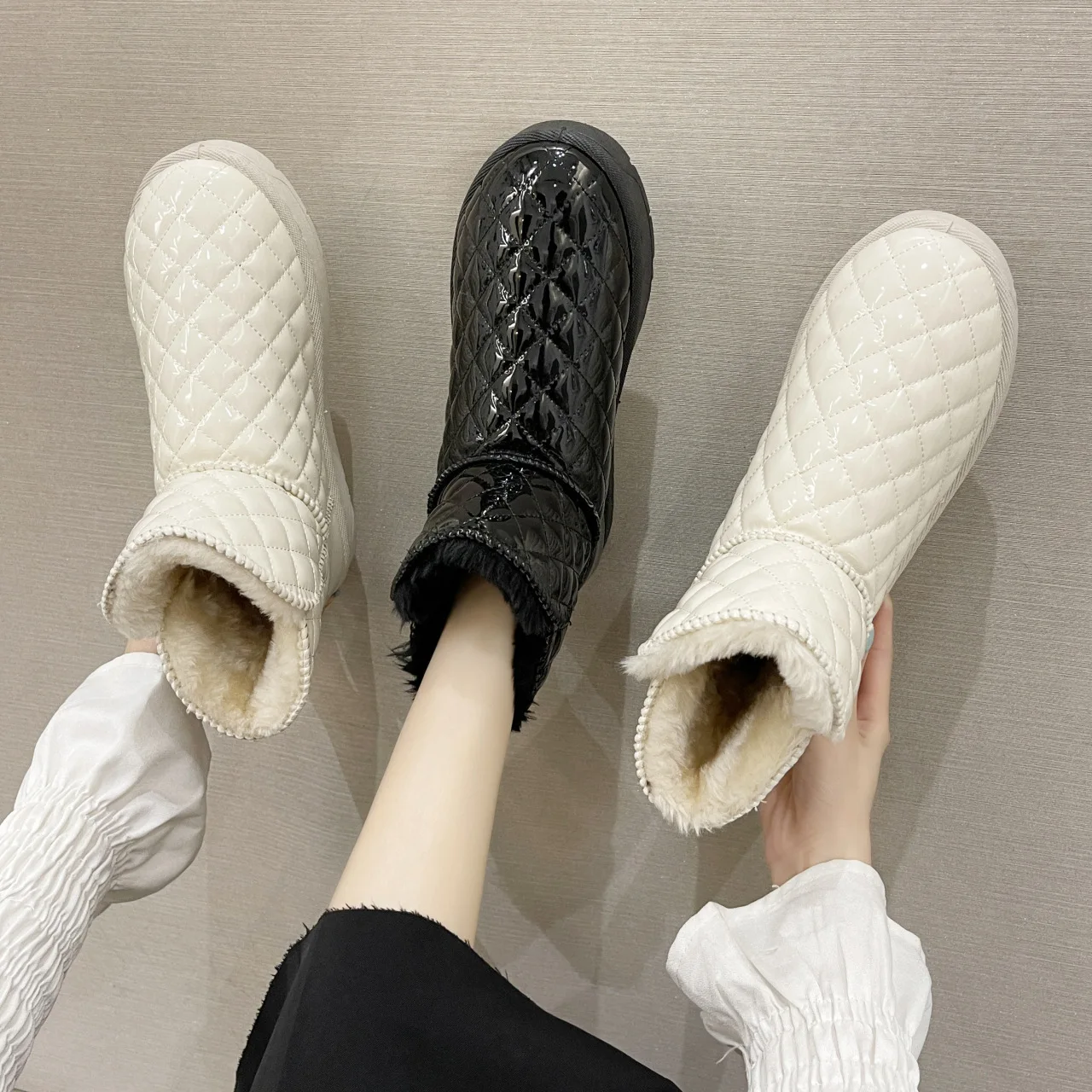 

Женские ботинки, новинка 2021 года, австралийская женская обувь на плоской подошве с круглым носком, зимняя обувь, женская кожаная обувь на ре...