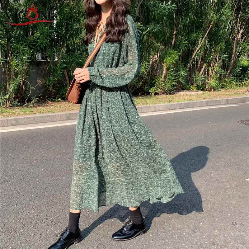 

VICONE Spring Green Wave Point with Long Sleeve Long Dress