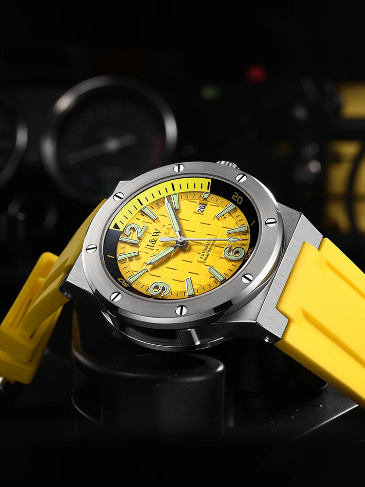 Мужские механические часы с автоподзаводом календарем и силиконовым ремешком |