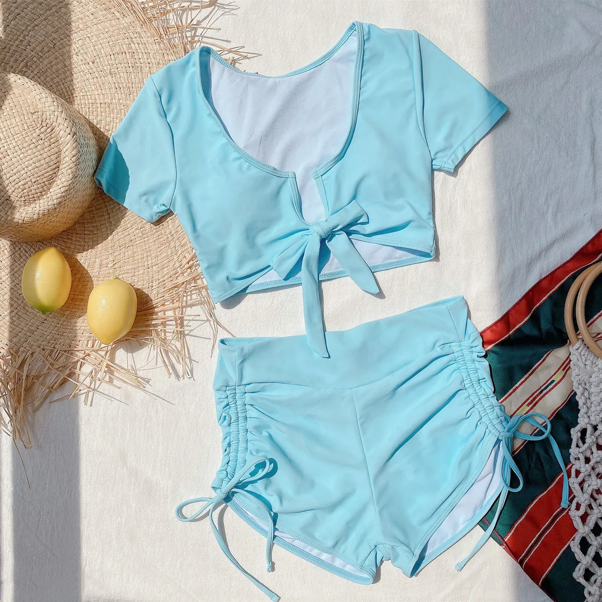 

Sportswear & Accessories