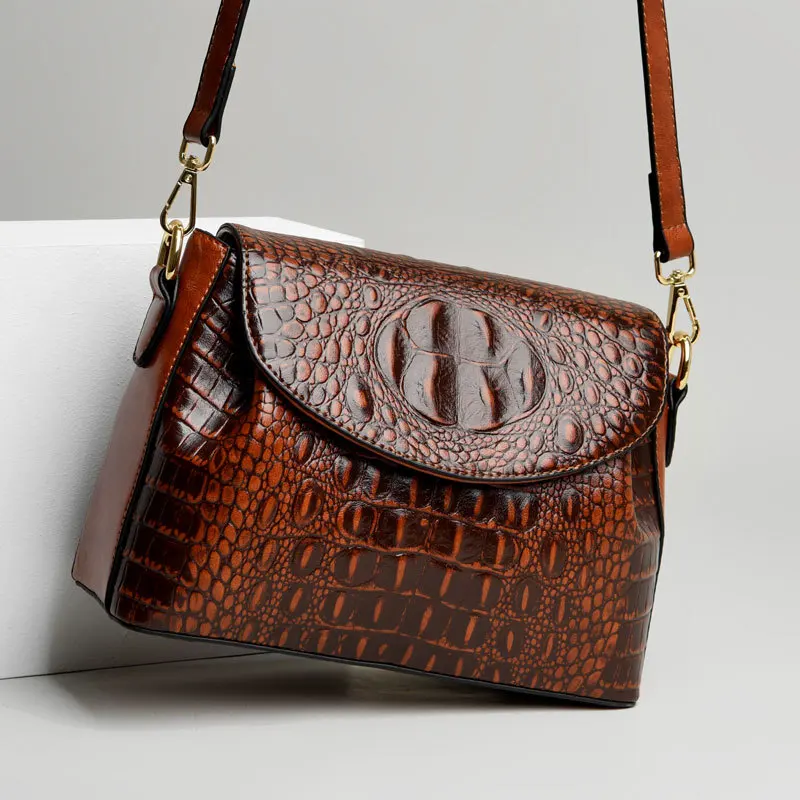 

New Fashion Ladies Shoulder Bag Head Layer Cowhide Crocodile Pattern Bag Female Designer Luxury Travelling Bag 2021 C02