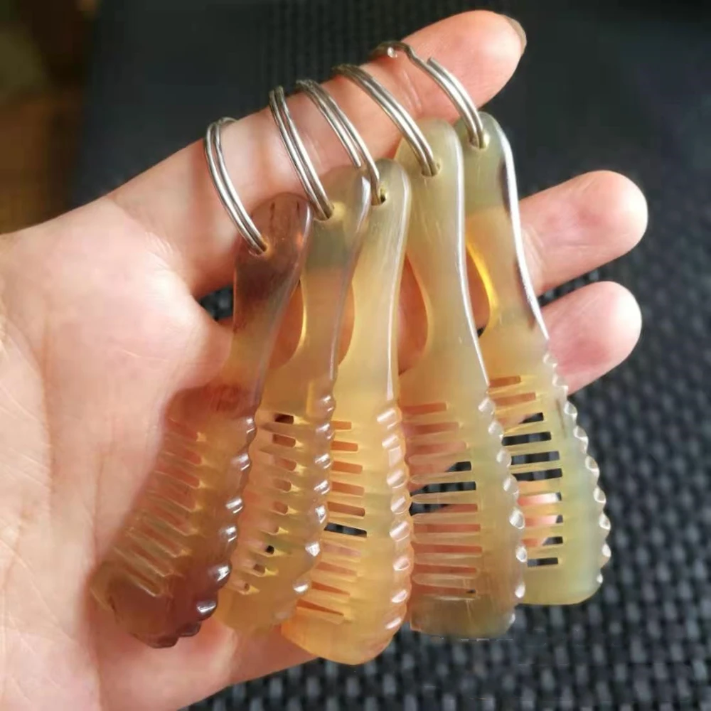 

6cm natural cow/croissant comb small comb portable keychain comb small gift pendant