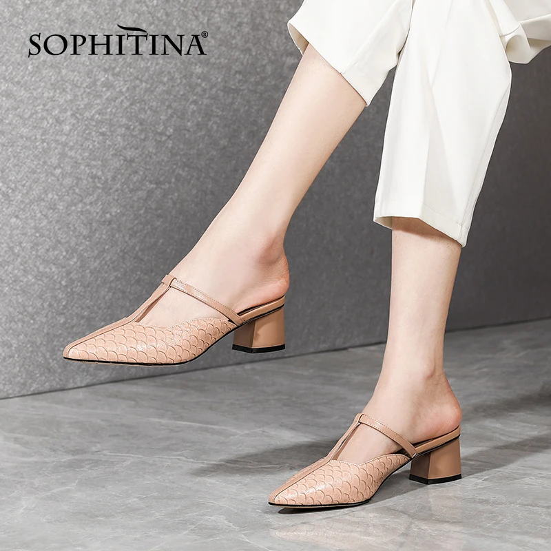 

SOPHITINA Casual Women Slippers Fish Pattern Premium Leather Slippers Thick Heel Outdoor All-Match Summer Sweet Lady Shoes DO509