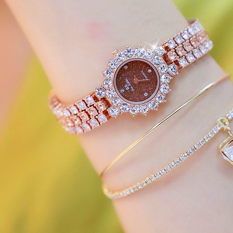 Новые часы прибытия с бриллиантами элегантные розовое золото маленький