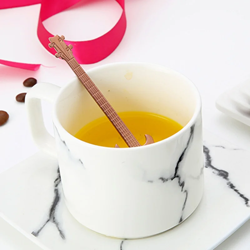 Новая цветная десертная кофейная ложка для гитары столовые приборы чайная