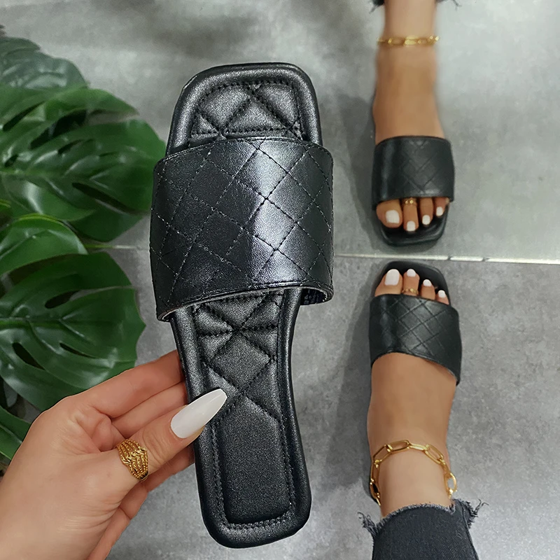

Soft Leather Woven Slippers Women Summer 2021 Flat Heels Beach Casual Slides Shoes Woman Outdoor Sandals Flip Flops Muter