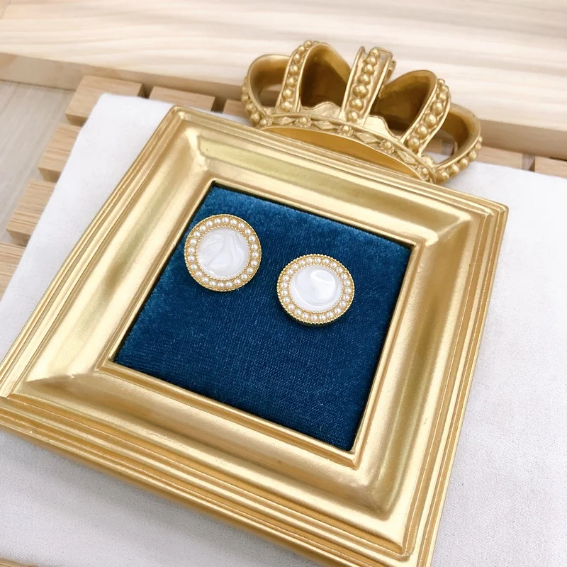 2021 новые европейские модные простые винтажные бусы вставьте круглый корпус