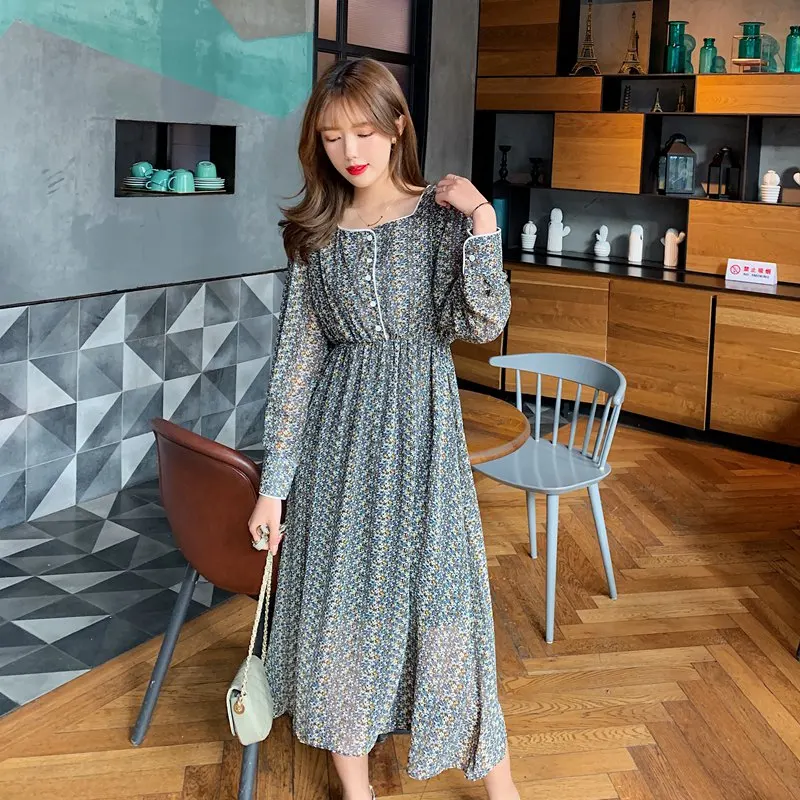

~ 2021 autumn new Korean women's dress square collar exposed collarbone small broken flower Long Sleeve Chiffon Dress