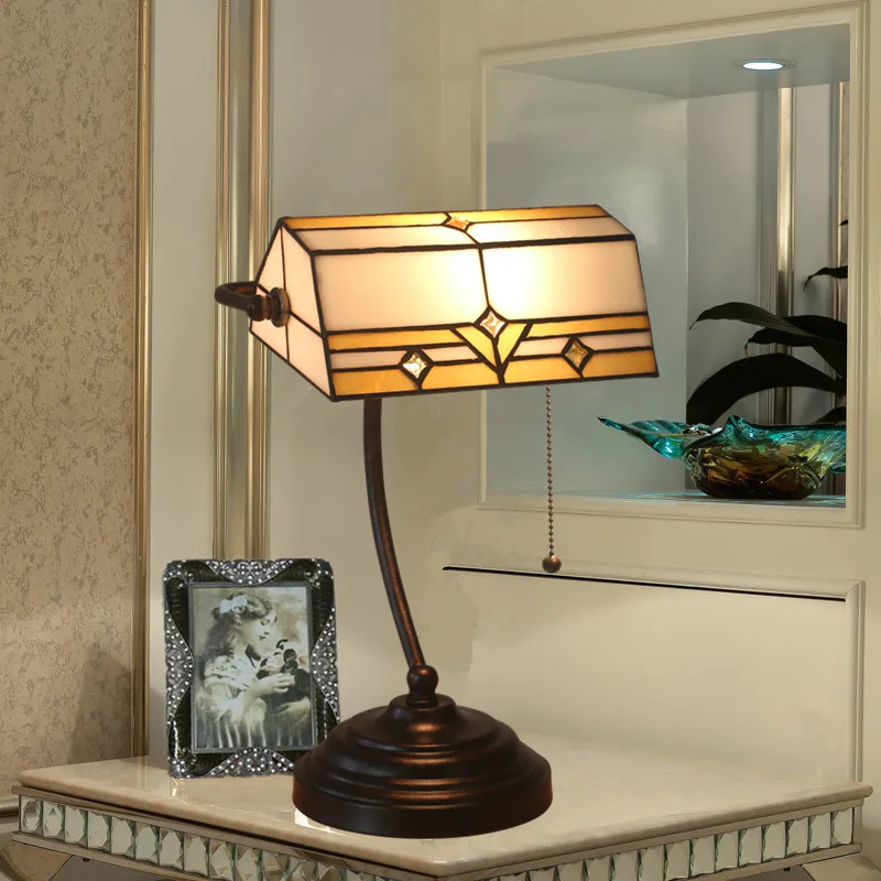 Настольная лампа Тиффани в американском стиле простой скандинавский модный