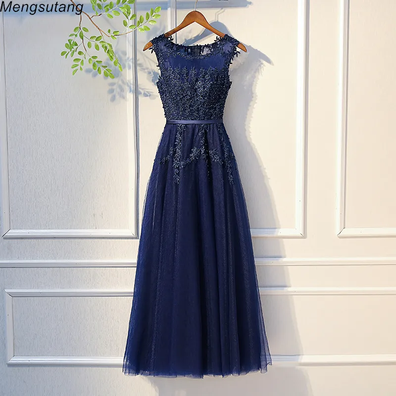 Женское вечернее платье длинное кружевное с открытой спиной и кристаллами 2021 |