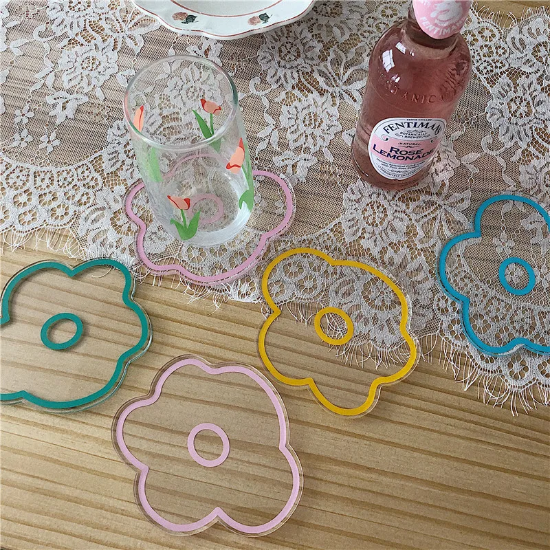 

Simple Modern Transparent Cute Small Flowers Acrylic Coasters Heat Pads Ornaments Shooting Props