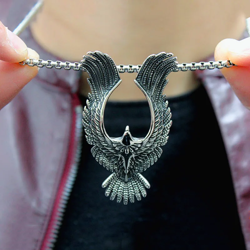 

High Quality Vintage Wings Spread Eagle Pendant Necklace Men Women Stainless Steel Punk Hip Hop Biker Jewelry Accessories