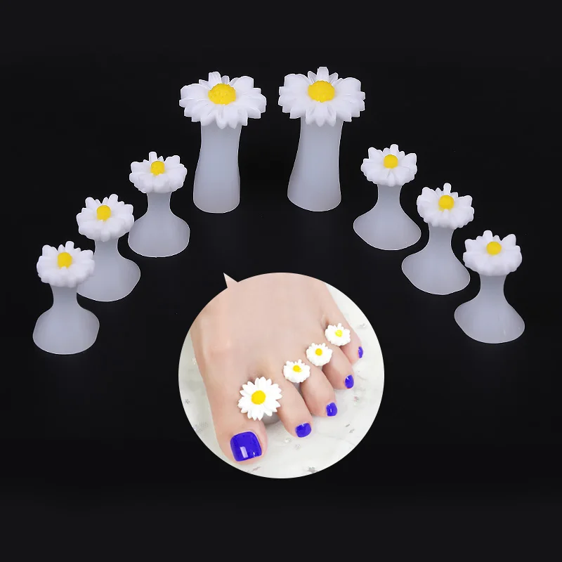 

8pcs Nail art Toe Separator Flower Heart Pearl Diamond Silicone Foot Toes Separators Silica Gel Finger Toe Spreader D242