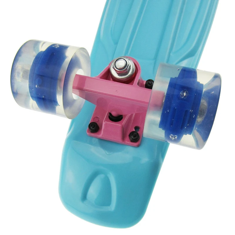 

HOT Skateboard Classic Retro Plastic Skateboard with LED Flashing Wheels Skateboard