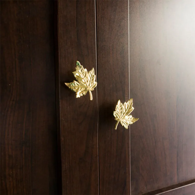 

Maple Leaf Golden Kitchen Cabinet Handle European Brass Handle Drawer Pull Wardrobe/ Dresser Knobs Retro Furniture Hardware