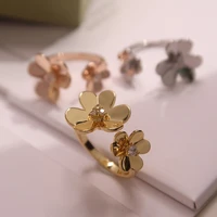 fashion personality trend rose gold flower ring lucky clover ladies party fresh wholesale jewelry trendy women accessories