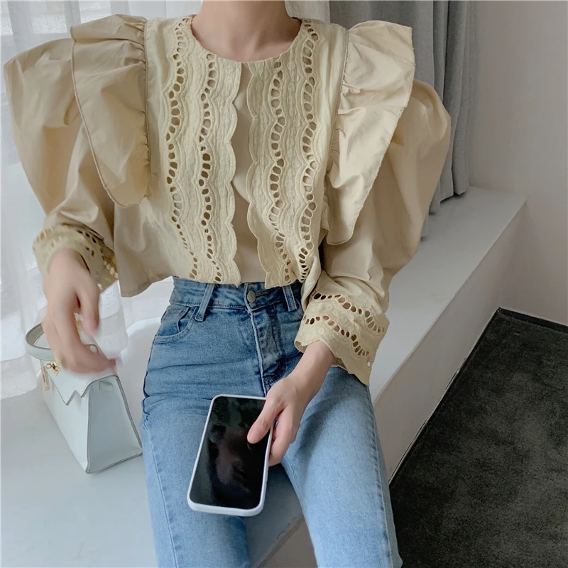 

Женская одежда для ранней осени 2021, новые блузки с пышными рукавами и оборками, ажурные рубашки в Корейском стиле с длинным рукавом и круглы...