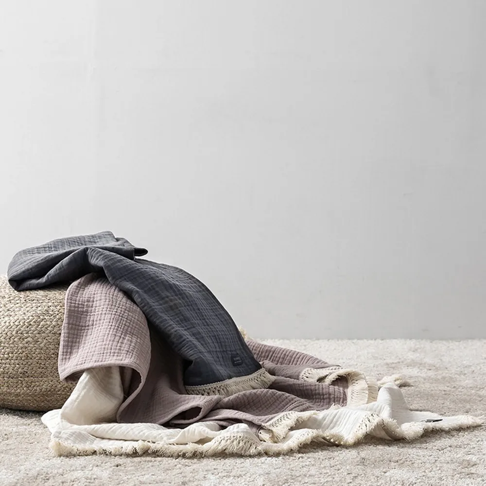 Покрывало одеяло с рисунком трикотажное тканевой нитью Летний Тонкий Палантин