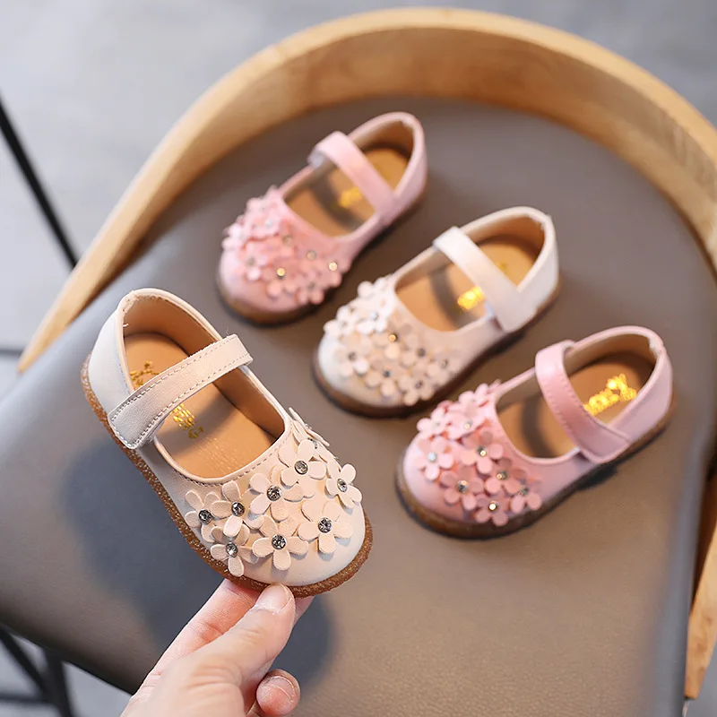 

2021 New All Match Korean Children Baby Girls PU Princess Breathable Rubber Danceing Floral Flat Shoes Kids Toddler Shoe E01101