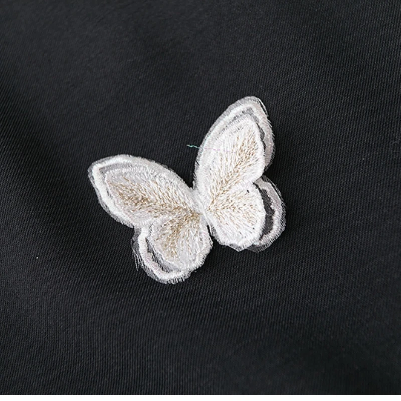 

2021 Summer Design Short-sleeved Shirts Butterfly Embroidery Women Tops Loose Simple Japan Style Casual All Match Femme Blusas