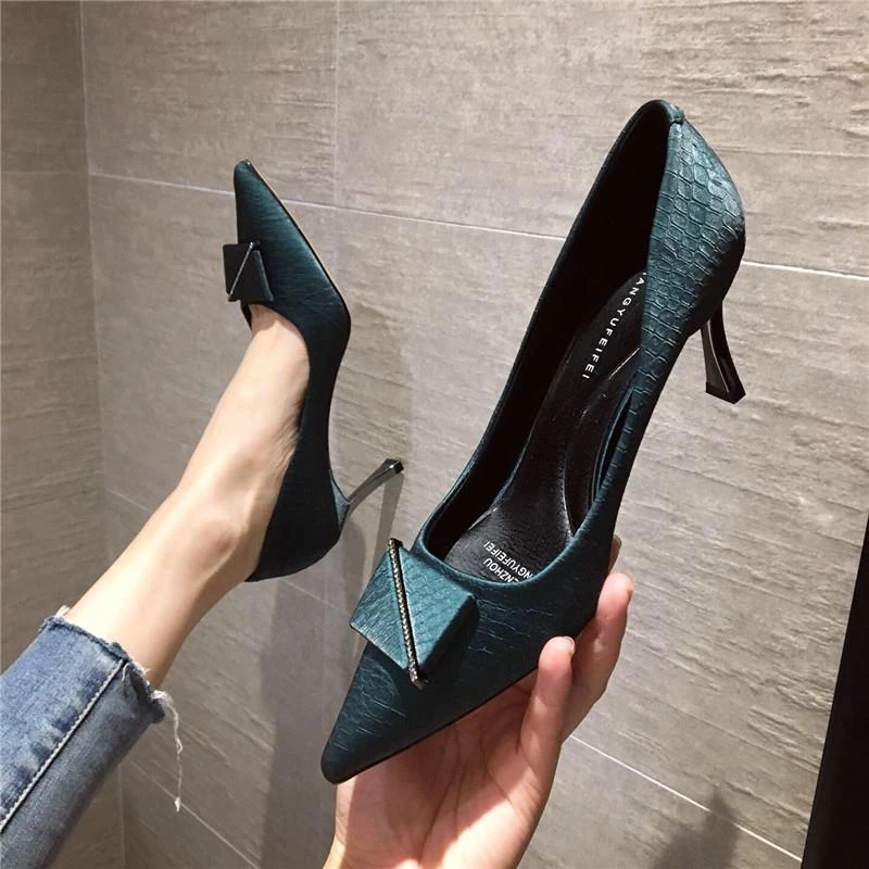 Cresfimix/женские туфли с острым носком высокого качества без шнуровки Весенние