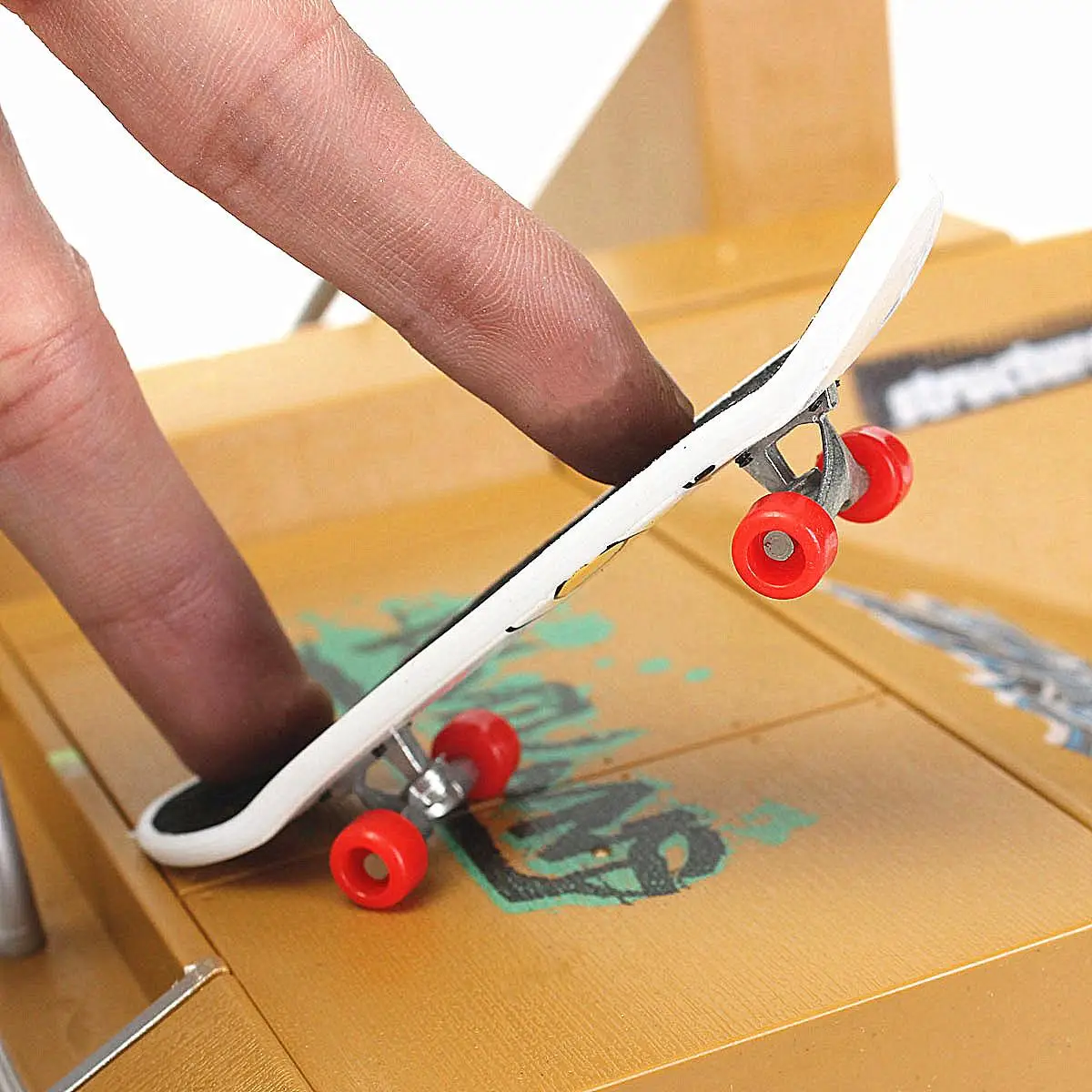 

Skate Park Toy Ramp Parts for Tech Deck Fingerboard Toy Set Excellent Extreme Sports Enthusiast Sport Training Toy Children Gift