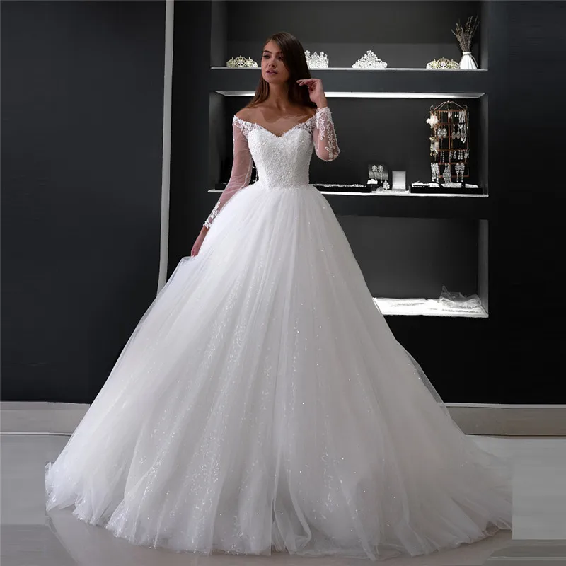 

Sweetheart Long Sleeves Ball Gown White Wedding Dress Lace Up Corset Bridal Gowns With Buttons Bride Wedding Wear 2021 Spring