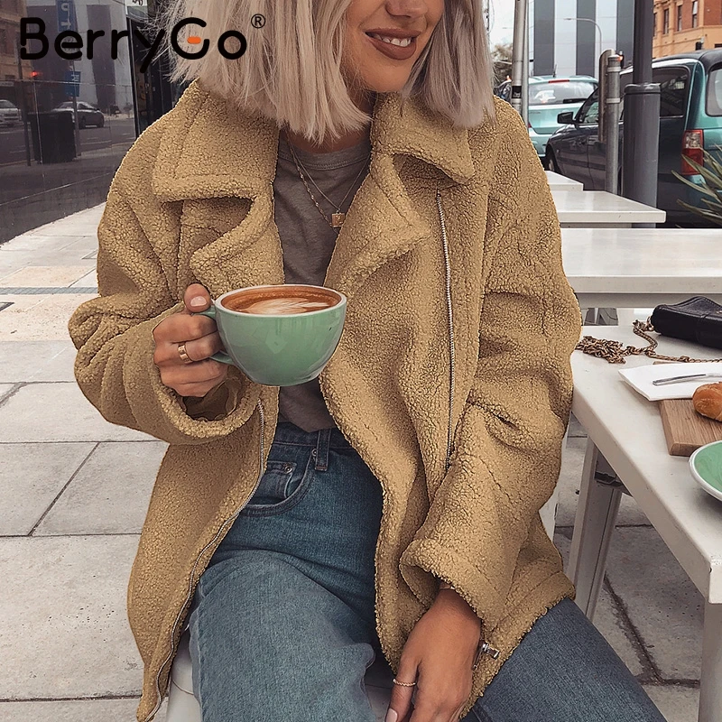 

Женская пушистая куртка из искусственного меха BerryGo, повседневная Роскошная куртка на молнии, теплое пальто для осени и зимы
