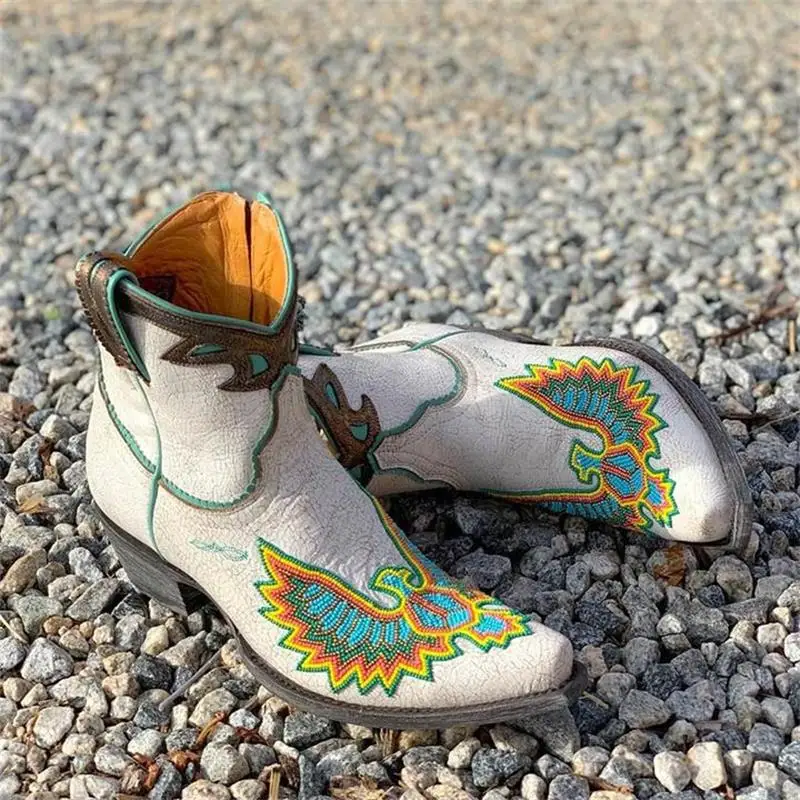 

Women's Shoes