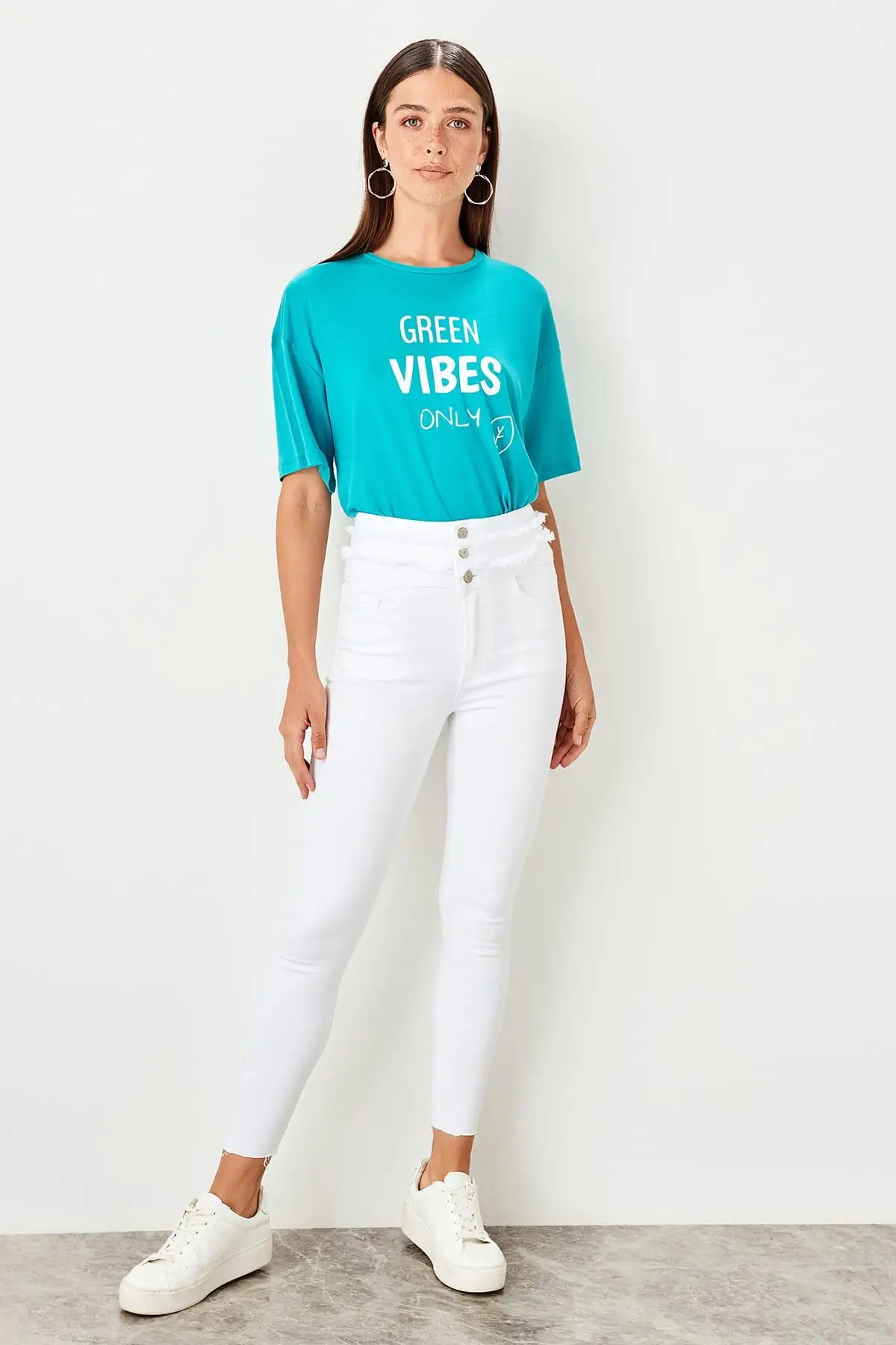 Trendyol White Waist Tassel Detail Super High Waist Skinny Jeans TCLSS19LR0018