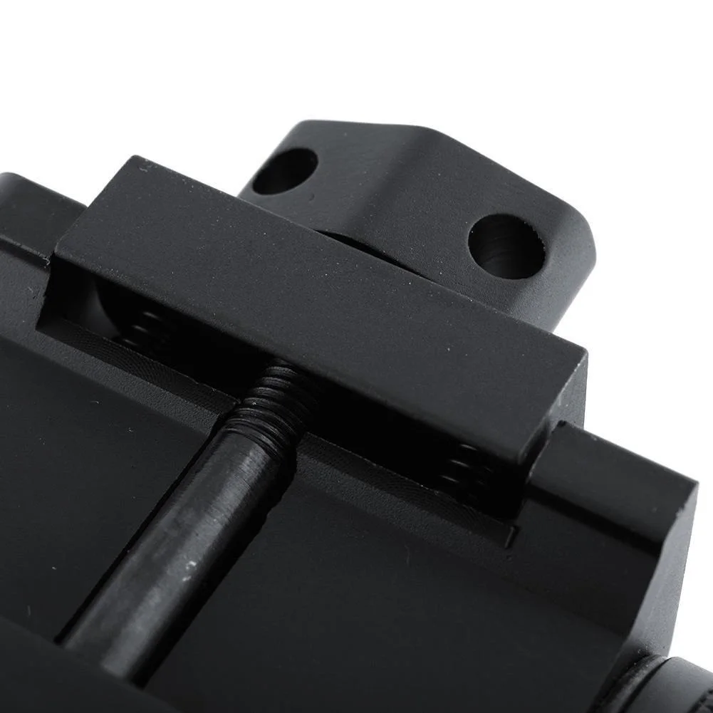 Тактический ультракомпактный фонарик с передней рукояткой и съемным пультом