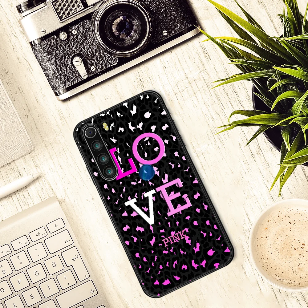 

Fashion luxury brand VS PINK Phone Case Cover Hull For XIAOMI Redmi 7 7a 8 8a 9 9a NOTE 6 7 8 8t 9 9s Pro Max 4X black Hoesjes