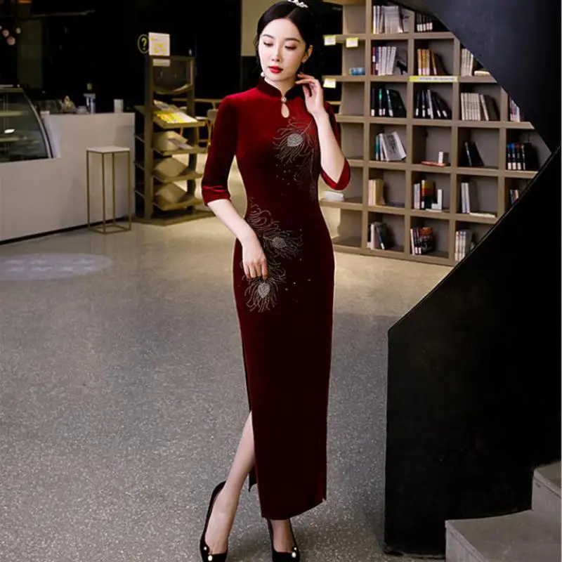 

Large Size Sexy Qipao With Vintage Button&beading Long Velour Cheongsams Women Slim Dresses Gown Chinese Evening Party Vestidos