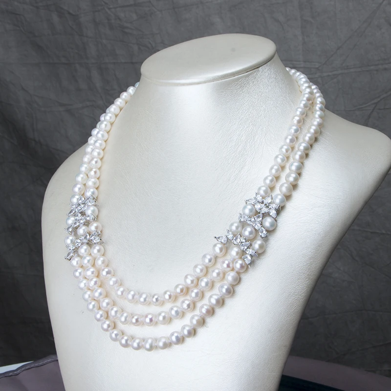 

Vintage Flower Shaped Button Necklace 210326-19