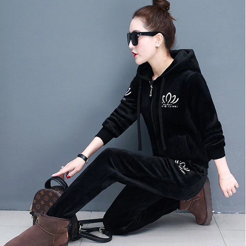 Спортивный костюм для женщин среднего возраста модный бархатный свободный