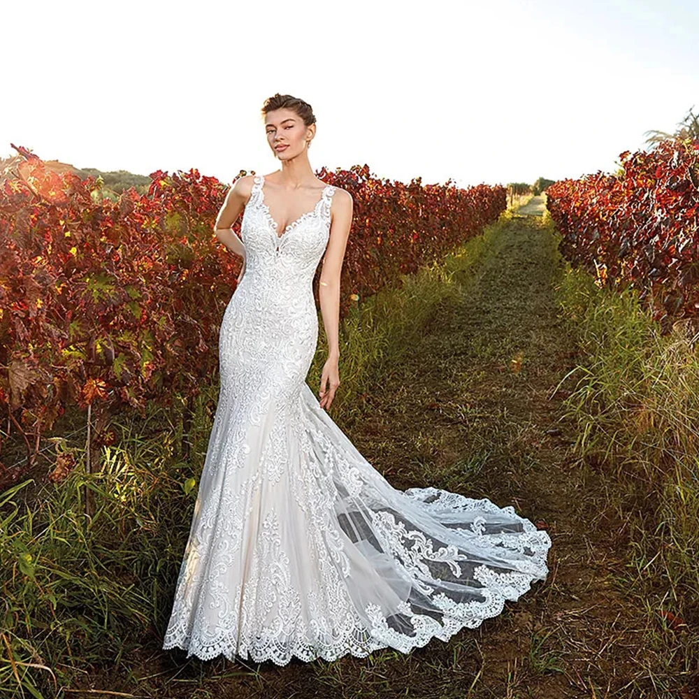 Женское свадебное платье русалка фатиновое с открытыми плечами и V образным