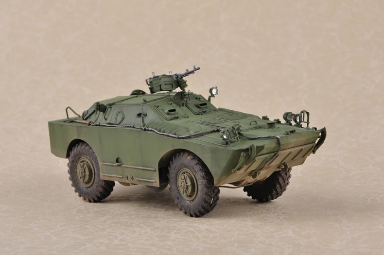 Пластиковая модель Трубач 05596 1/35 русский BRDM-1 |