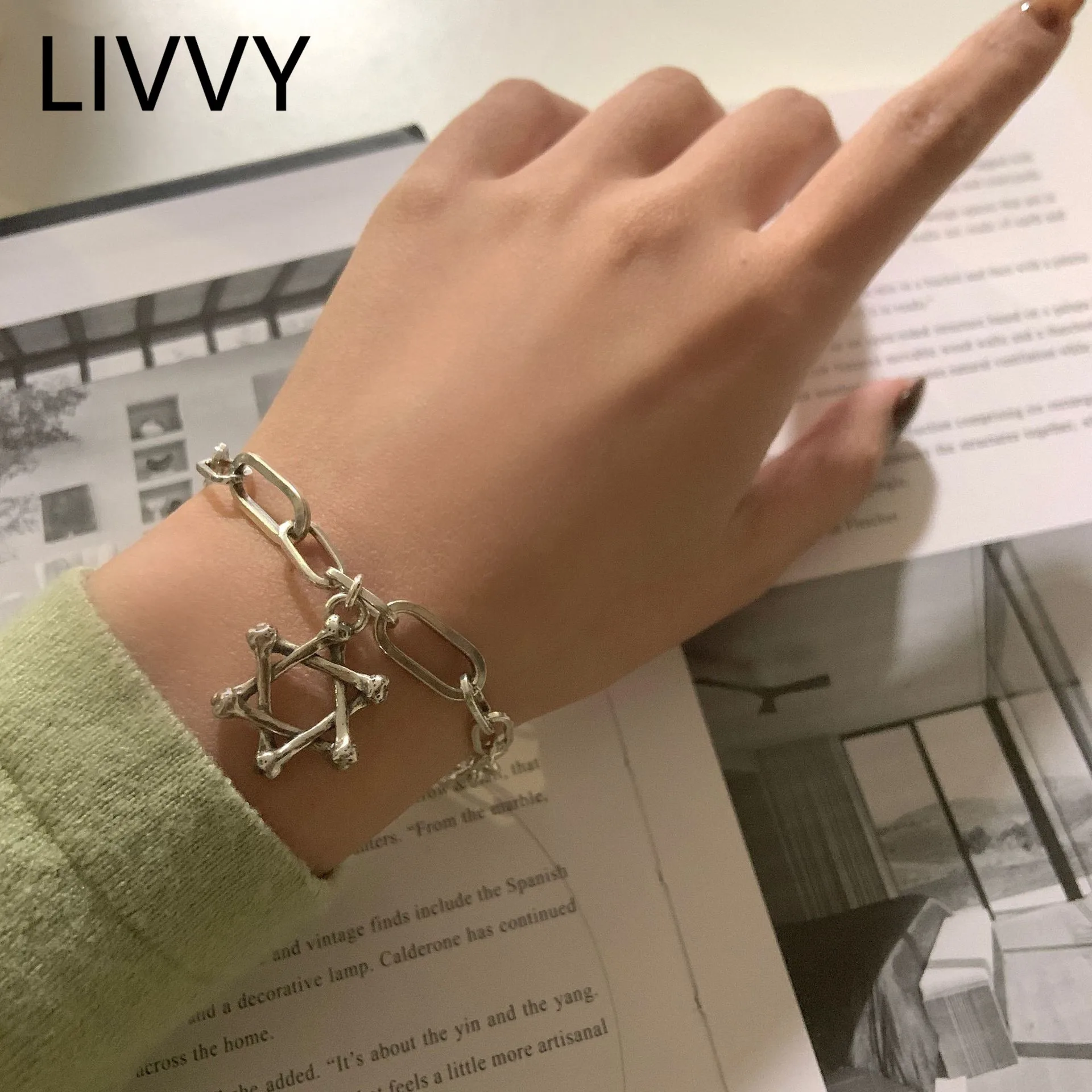 

LIVVY Minimalist Hollow Hexagram Pendant Thai Silver Color Oval Thick Chain Bracelet Charms Vintage Creative Jewelry party Gift
