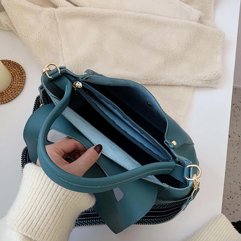 

Women's Handbags