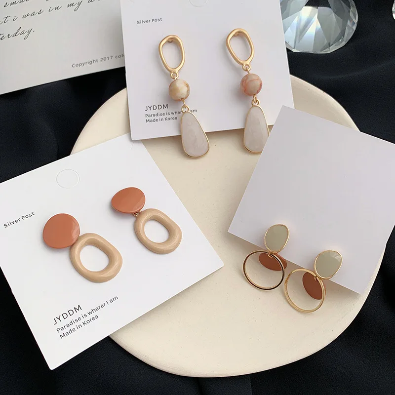 

Minimalist 3 Designs Hollow Round Spray Alloy Dangle Earring for Women Girls White Color Irregular Waterdrop Earring Accessories