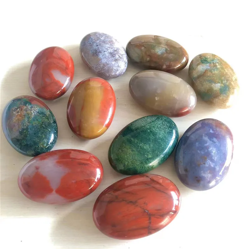 

High Quality Natural Stone Agate Crystal Palm Stone Home Decoration Meditate And Chakra Healing Crystals