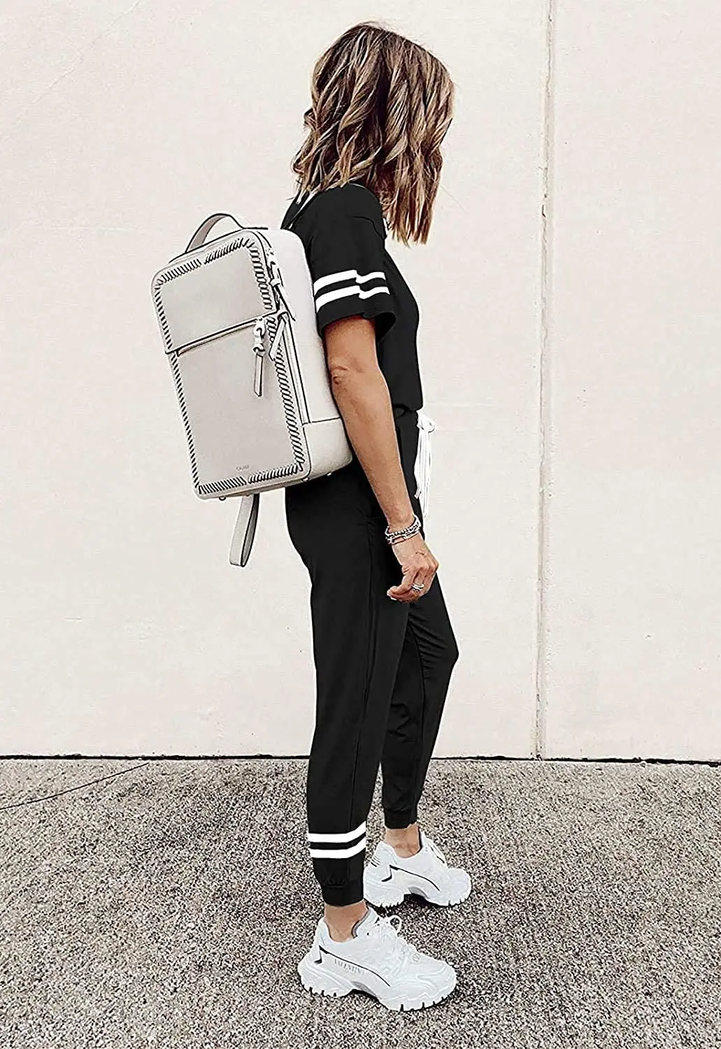 

Women’s Two Piece Outfits Casual Tracksuits Short Sleeve Sweatsuits With Pockets