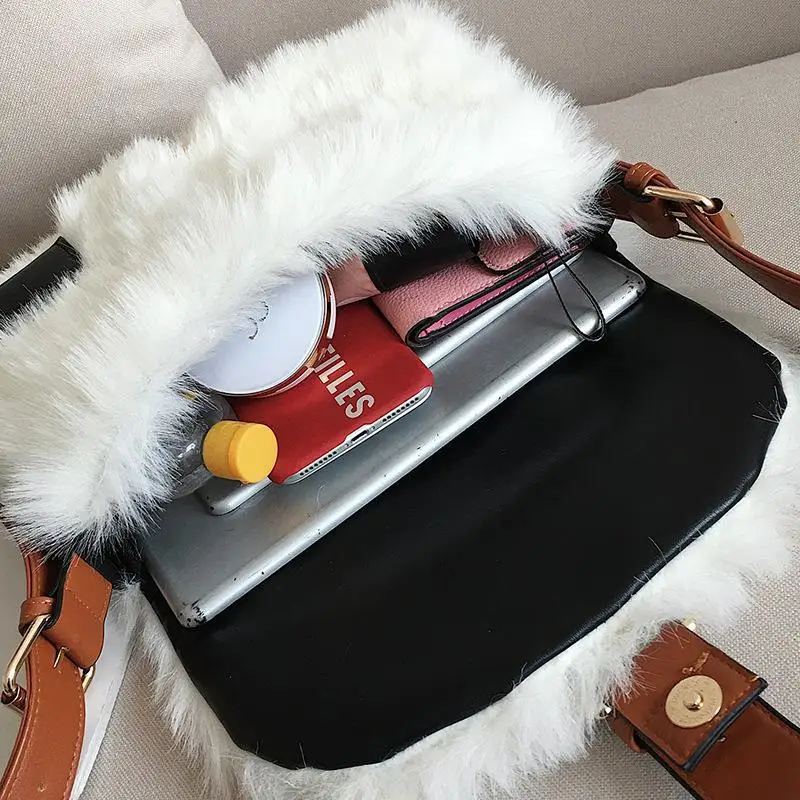 

Plush Autumn Winter Wide Crossbody Bag Women Large Bag Korean Style of Large Capacity One Shoulder Fur Bag