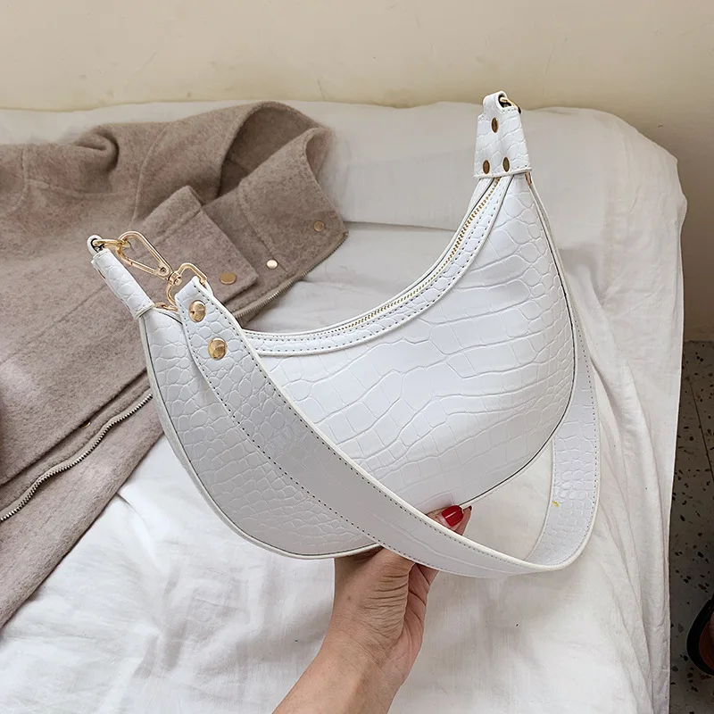 

2020 New Style Fashion Solid Color Pattern Saddle Dumpling Bag Simple Cool Half Crossbody Bag Women's