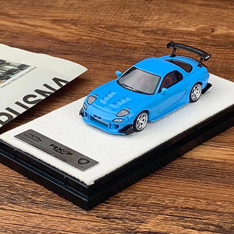 

YM 1:64 модель автомобиля Mazda RX7 FD3S Смола литой автомобиль с автомобильной наклейкой-синий