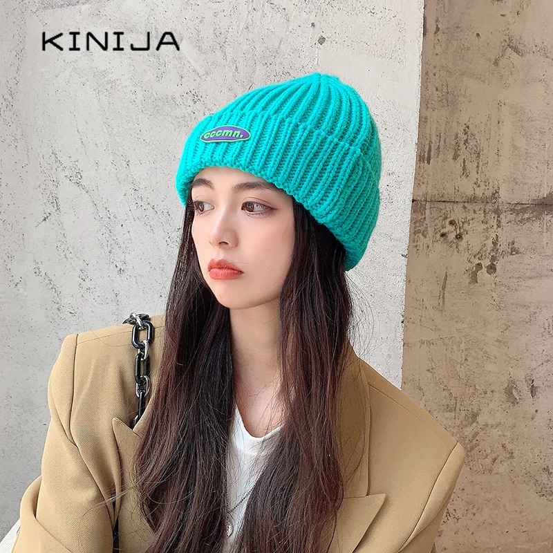 Осенняя вязаная шапка карамельных цветов для холодной погоды однотонные