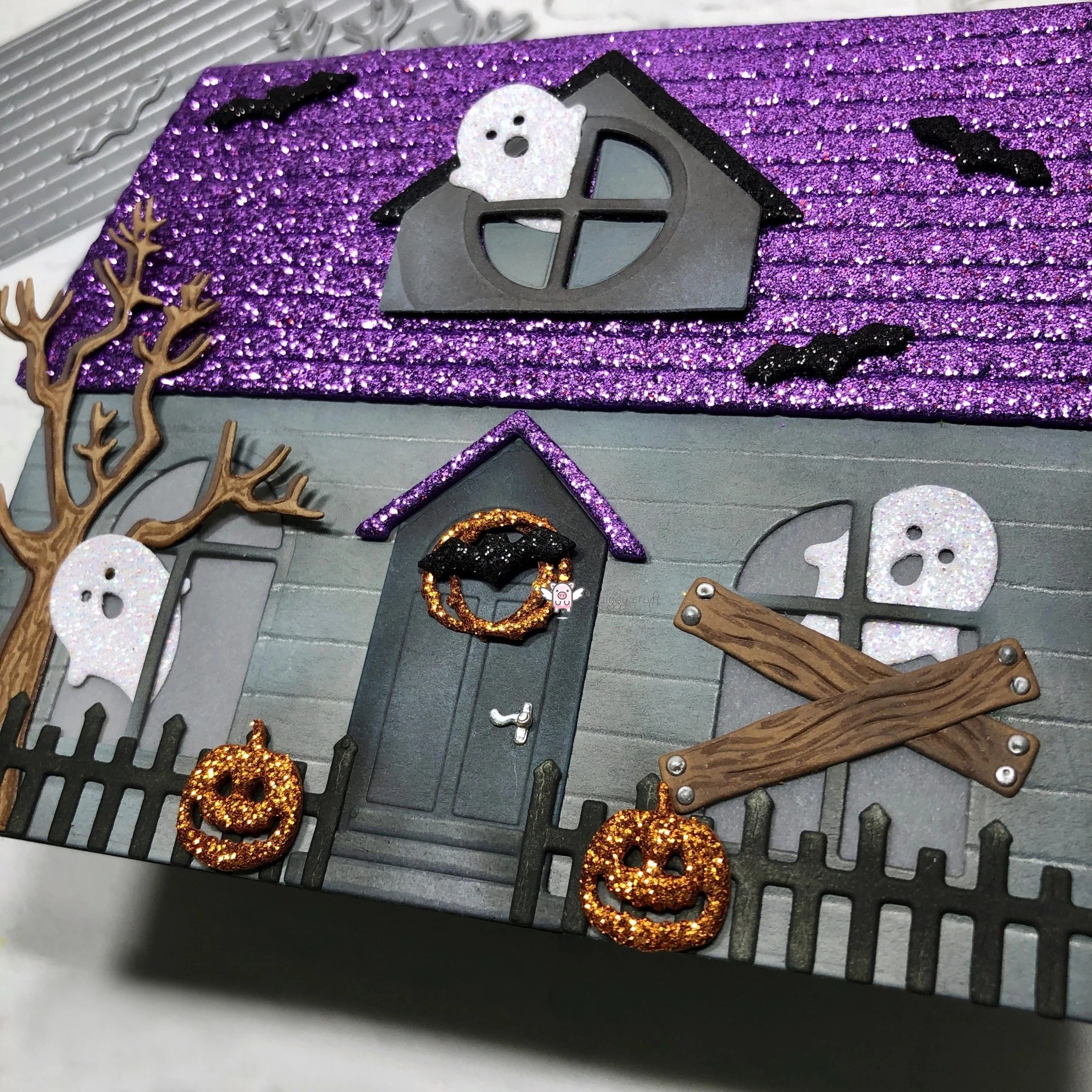 piggy craft metal cutting dies cut die mold ghost halloween house scrapbook paper craft knife mould blade punch stencils dies free global shipping