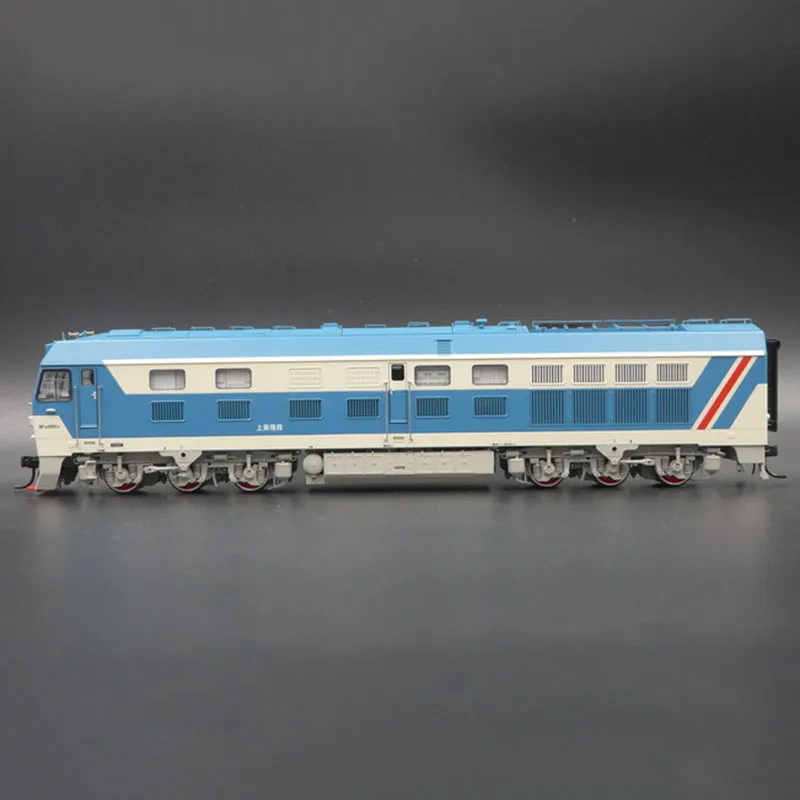 Рисунок 6 - Модель поезда DF4E 1/87