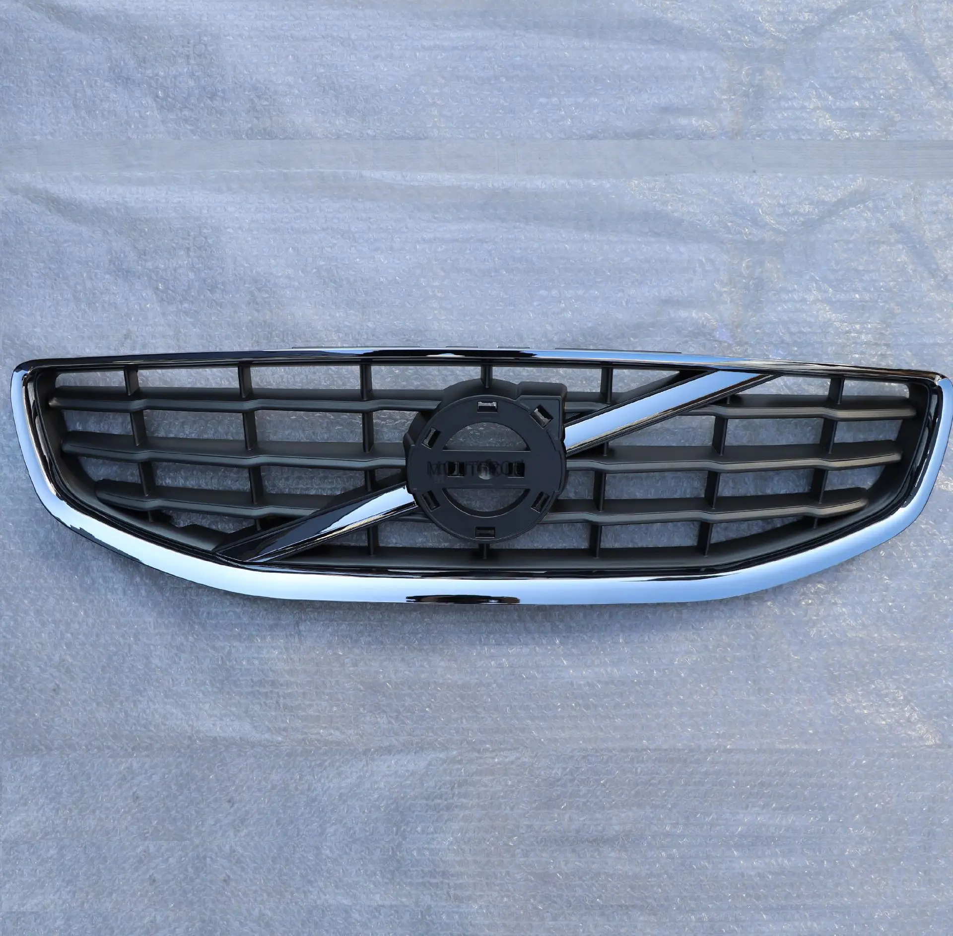 

Silver Chrome Front Bumper Grill Radiator Grille For VOLVO S60 V60 2009 2010 2011 2012 2013 31323099 31323338 30795039 31290594